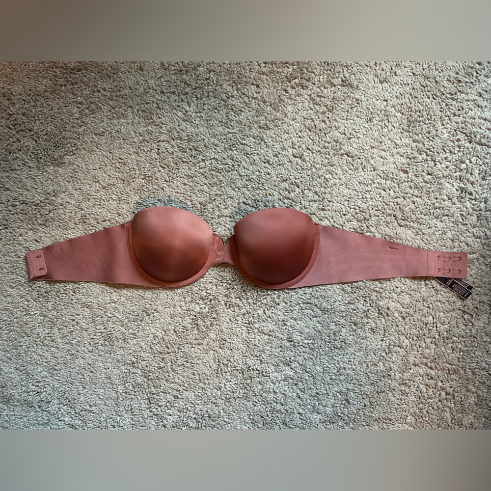 Victoria’s Secret Strapless Push-up Bra 34B